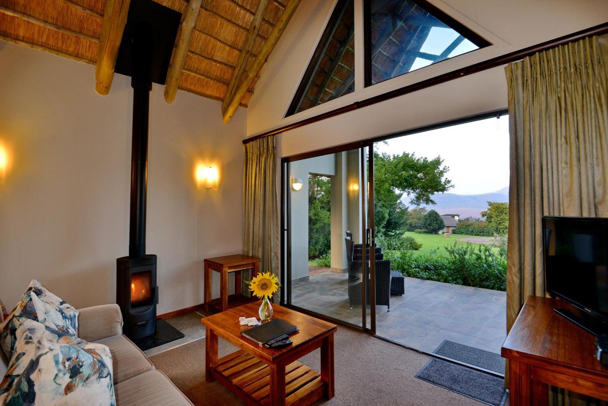 Montusi Mountain Lodge Bonjaneni Exterior foto